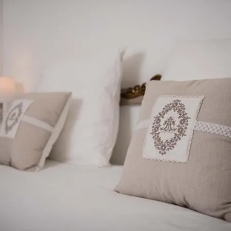 Bed & Breakfast La Demeure De Cybele - D'hotes En Drome Provencale 3*