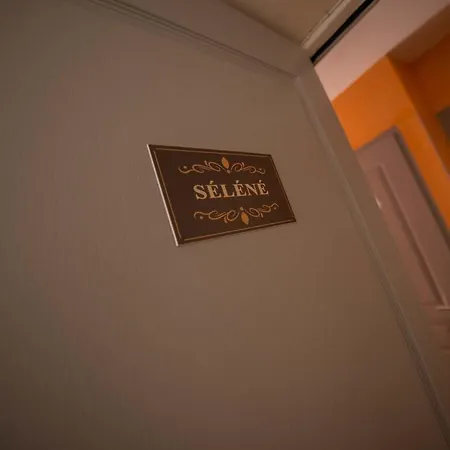 Bed & Breakfast La Demeure De Cybele - D'hotes En Drome Provencale Colonzelle